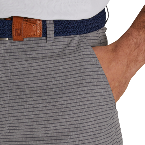 Lightweight 9" Inseam Short-Previous Season Style - Navy – Bild 3